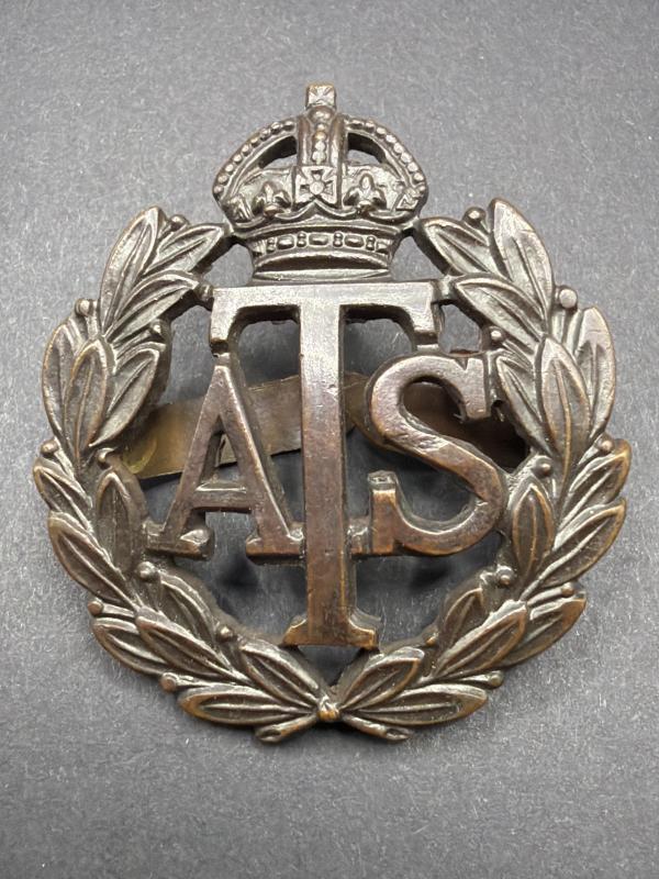 WW2 Auxiliary Territoral Service Officers Bronze Cap Badge