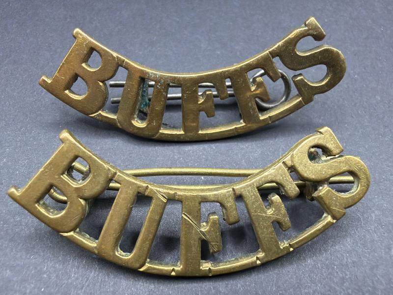 Royal East Kent Regiment “Buffs” Epaulette Titles