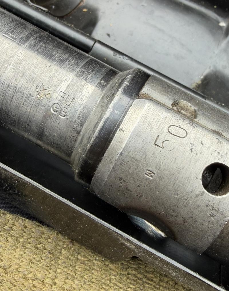 Deactivated MG34 Barrel & Case