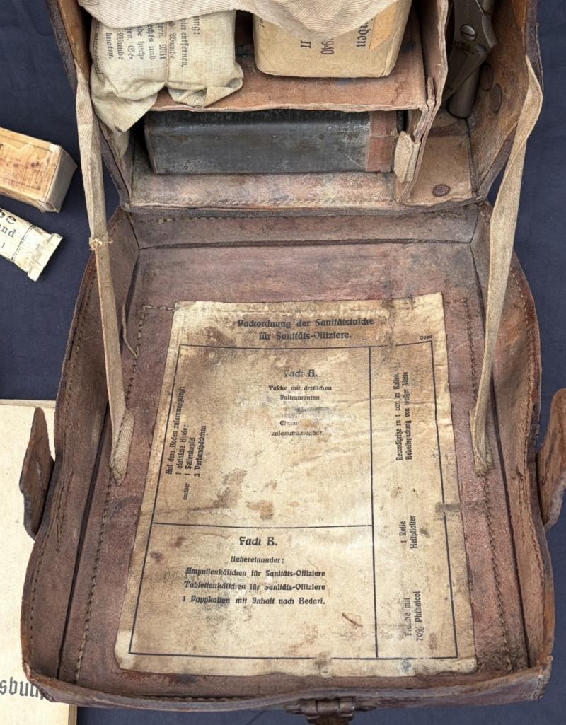 Deutsches Rotes Kreuz Officers Medical Satchel Bag With Contents