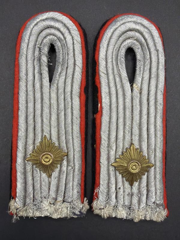 Waffen SS Artillery Obersturmfuhrer Shoulder Boards