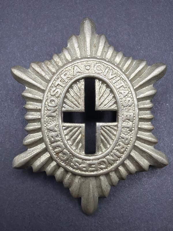 WW2 Canadian Governor Generals Foot Guards Cap Badge