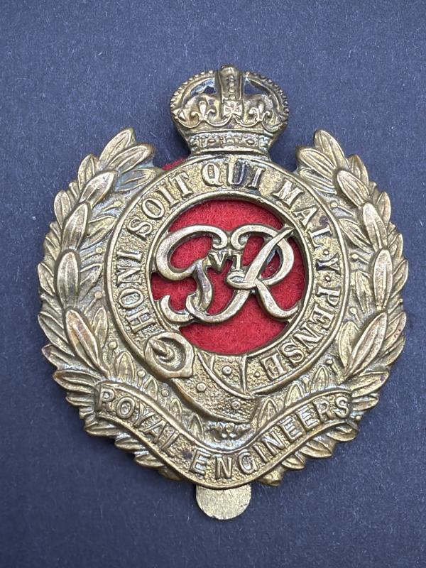 WW2 George VI Royal Engineers Cap Badge