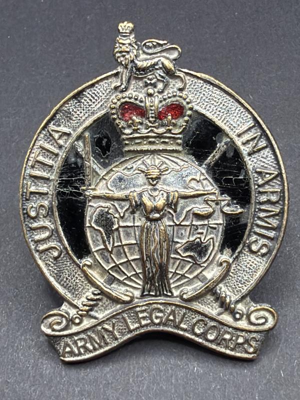 White Metal MOD British Army Legal Corps Cap Badge