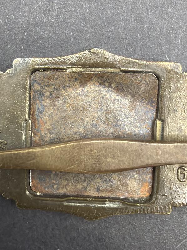 German Close Combat Clasp In Bronze A.G.M.u.K. Gablonz Type 1 Blue Backing Plate