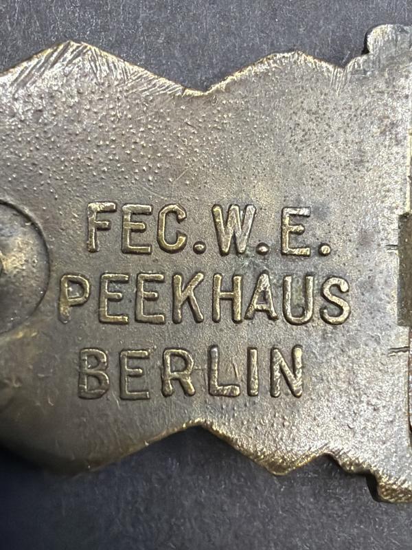 German Close Combat Clasp In Bronze A.G.M.u.K. Gablonz Type 1 Blue Backing Plate