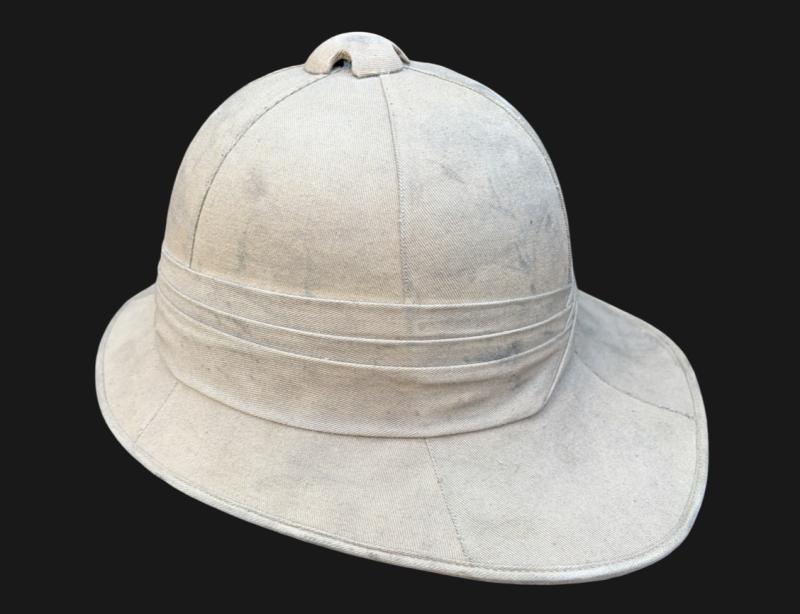 1942 British Army Wolseley Pith Helmet