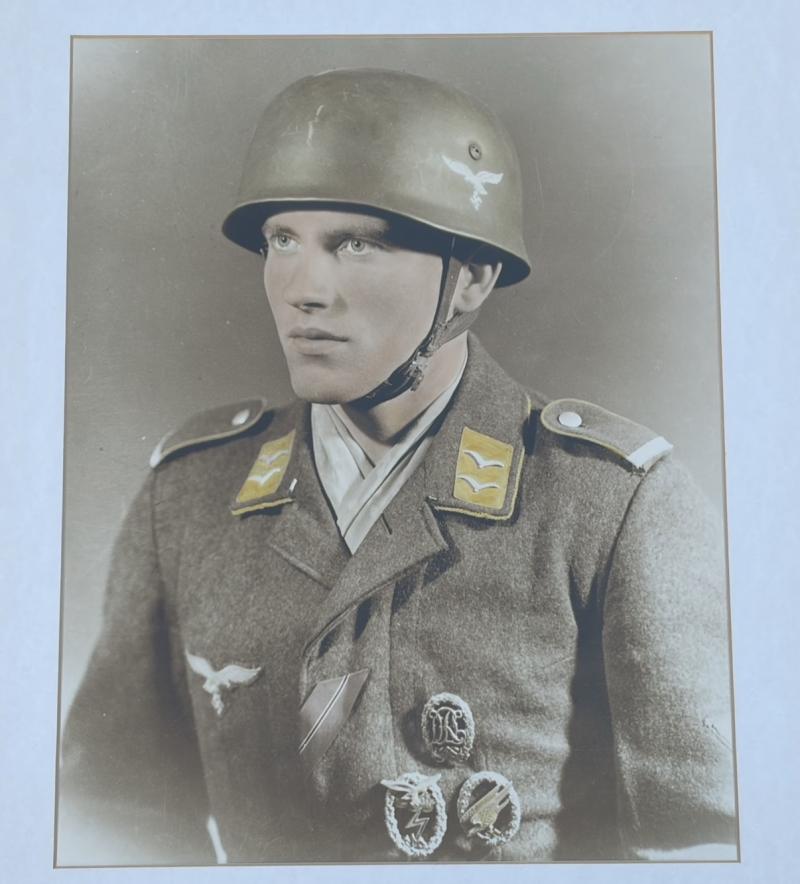 Superb Period Colour Print Fallshrimjäger Soldier With Awards