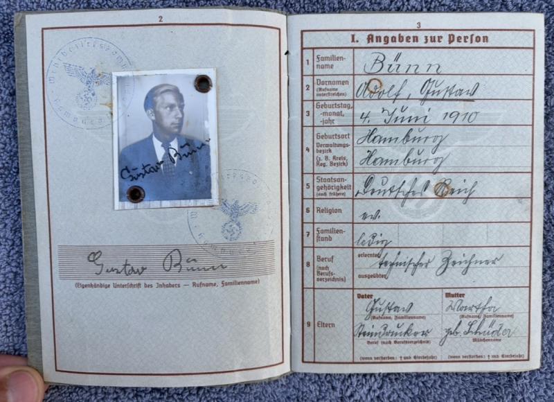German Army Wehrpass Obergefreiter Gustav Bünn Infantry Regiment 391 Complete With Citations Wound Badge in Gold