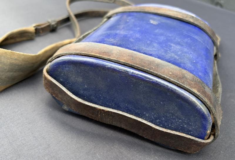 WW1 British Army Water Canteen With Pattern 03 Cavalry Cradle