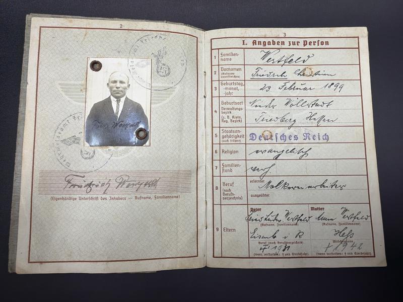 German Army Wehrpass Gefreiter Friedrich Westfield Inf.Rgt.355 (214 ID)