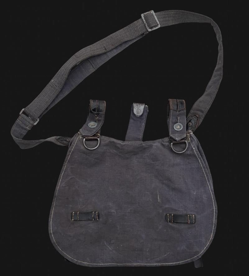 Luftwaffe M31 Bread Bag With Cross Strap