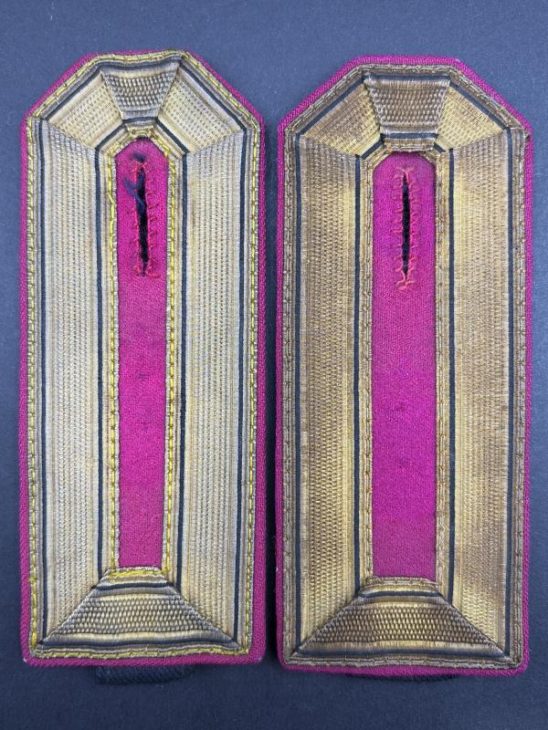 WW1 Imperial German Veterinarians Shoulder Boards