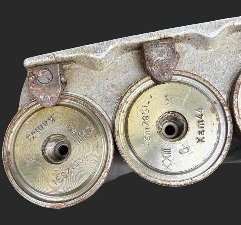 Four Empty KAM44 Shells & Charger Finnish 40mm Cannon German Made