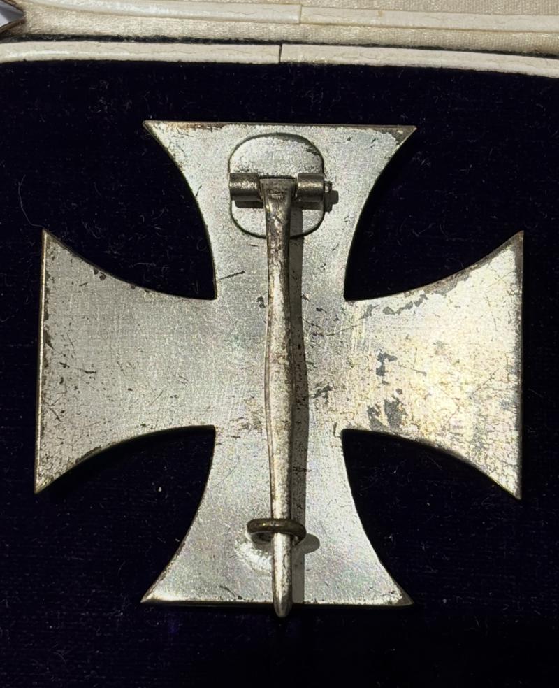 WW1 Private Purchase Schinkel Convex Iron Cross First Class With Box & Card Box