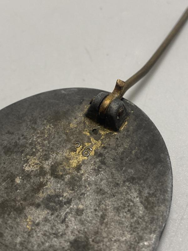 Gold Wound Badge B.H. Meyer MM26