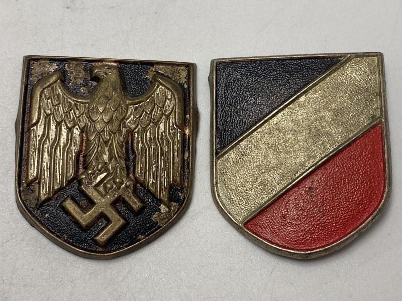 German Army Pith Helmet Shields Pair With Pins