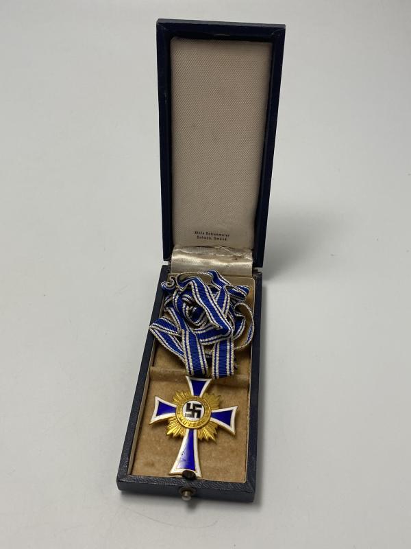 Mothers Cross in Gold Alois Rettenmaier