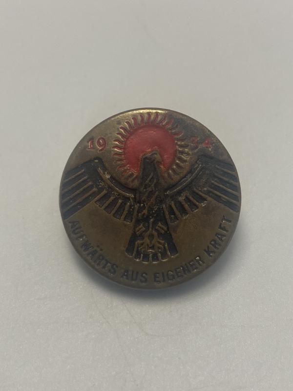 1934 Aufwärts Aus Eigener Kraft Day Badge
