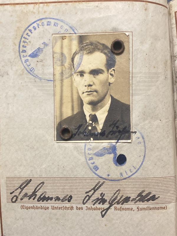 German Army Wehrpass Johannes Jürgensen Army Reservist